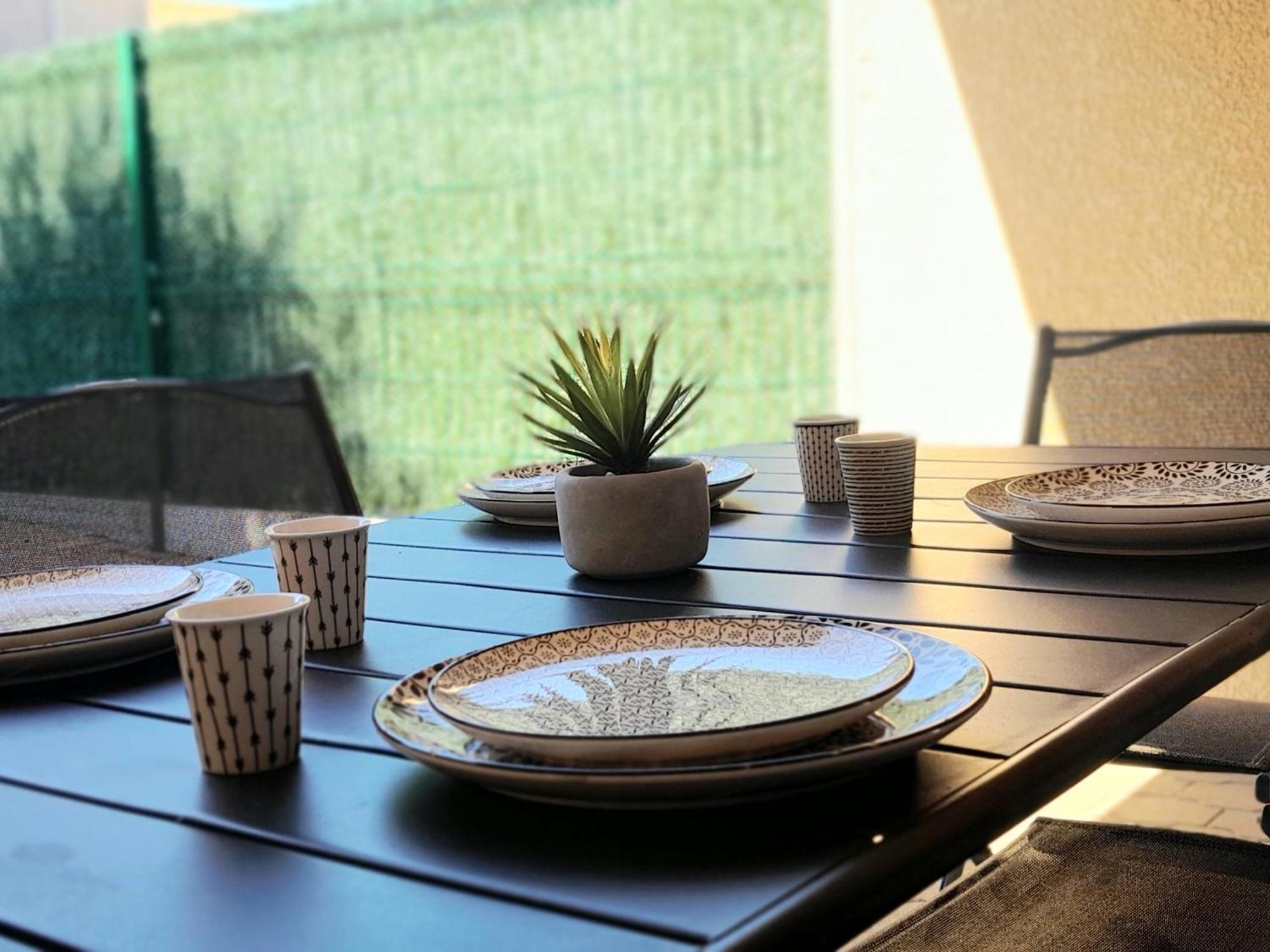 Charmante Villa Patio Avec Terrasse : Proche Plages Et Centre, Ideale Pour 4 Personnes - Fr-1-239-789 Capbreton Exteriér fotografie